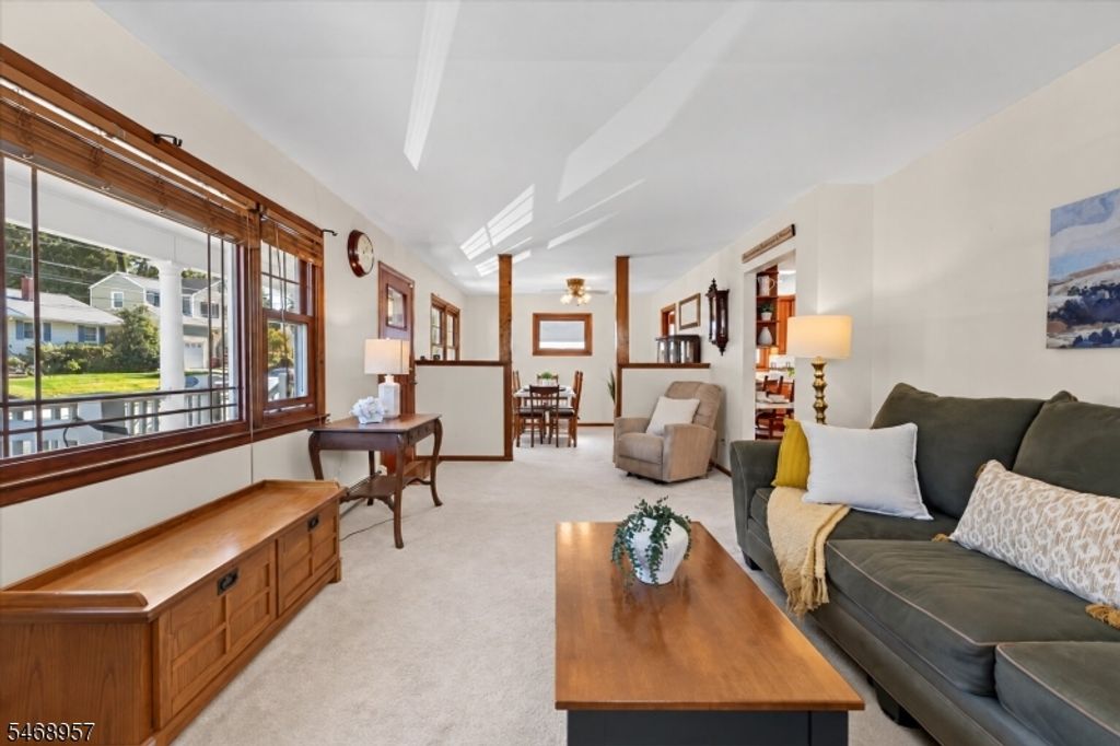 33 Newman St, Metuchen Boro, NJ 08840 — photo 3