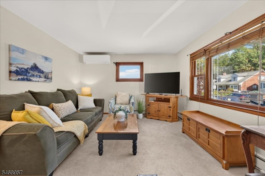 33 Newman St, Metuchen Boro, NJ 08840 — photo 4