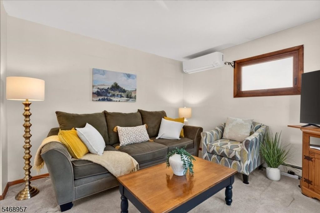 33 Newman St, Metuchen Boro, NJ 08840 — photo 5