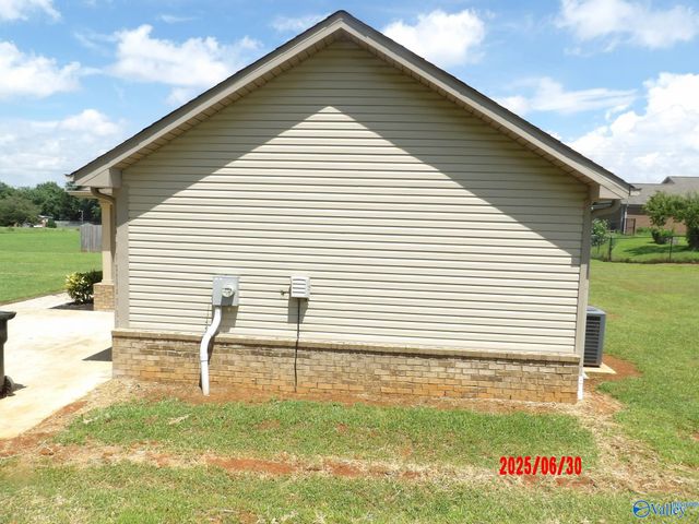 515 Banyon Road, Toney, AL 35773