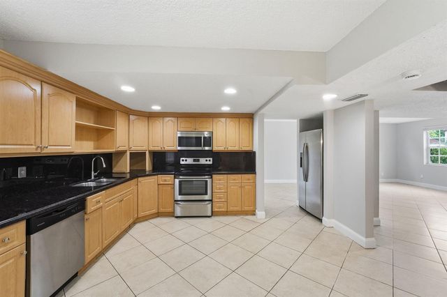 10029 SW 146th Place, Miami, FL 33186