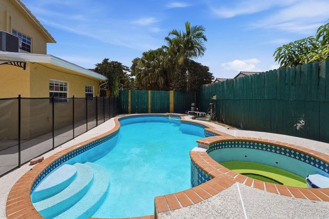 10029 SW 146th Place, Miami, FL 33186