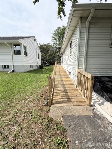 109 Barnard Street, Highland Park, NJ 08904