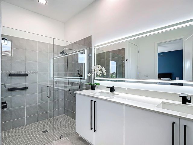 5246 Karlia Drive, Ave Maria, FL 34142