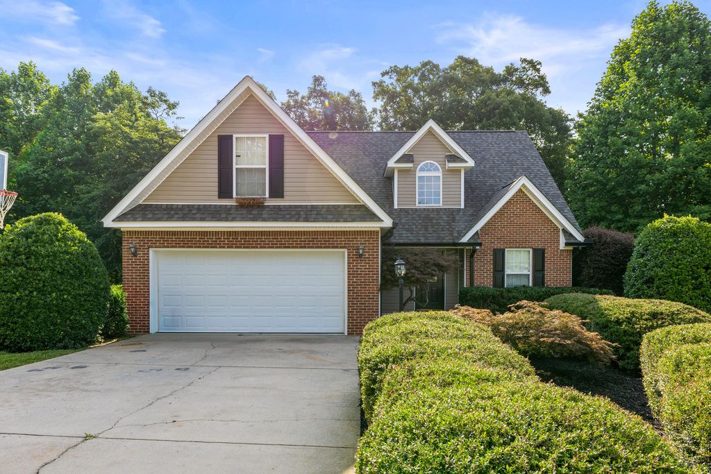 9108 Broad Leaf Lane, Soddy Daisy, TN 37379