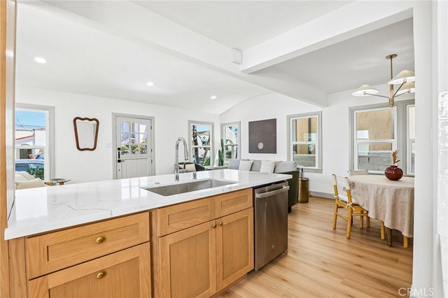 131 Santa Ana Avenue, Long Beach, CA 90803