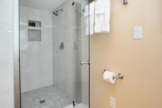 186 Route 6A, Yarmouth Port, MA 02675