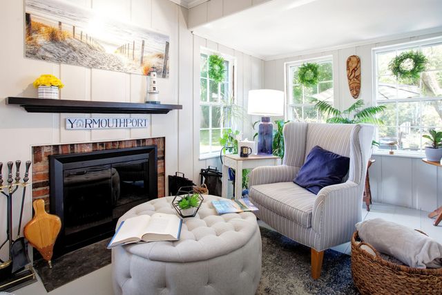 186 Route 6A, Yarmouth Port, MA 02675