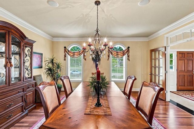 2125 Carriage Hills DRIVE, Delafield, WI 53018