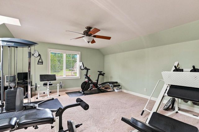 2125 Carriage Hills DRIVE, Delafield, WI 53018