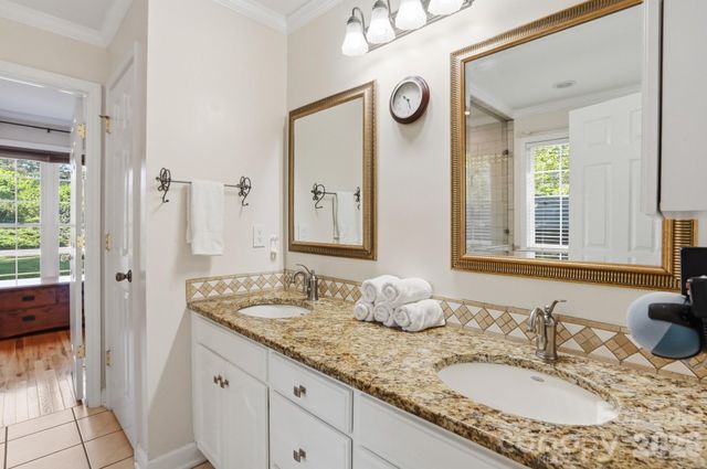 104 Ardmore Place, Mooresville, NC 28117