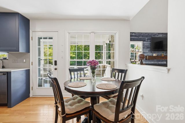 104 Ardmore Place, Mooresville, NC 28117