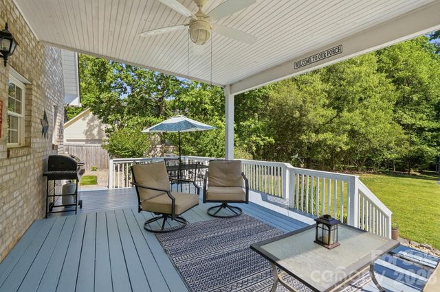 104 Ardmore Place, Mooresville, NC 28117