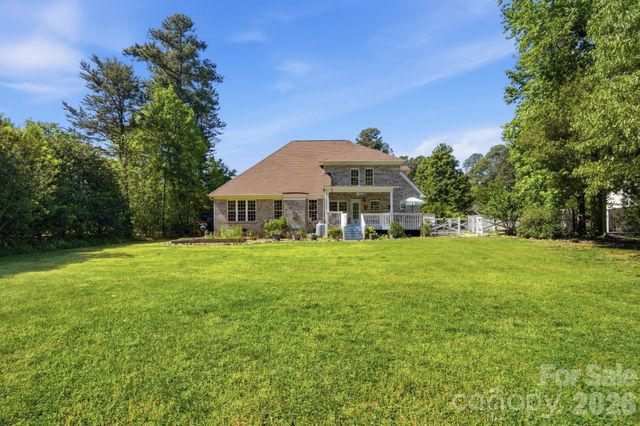 104 Ardmore Place, Mooresville, NC 28117