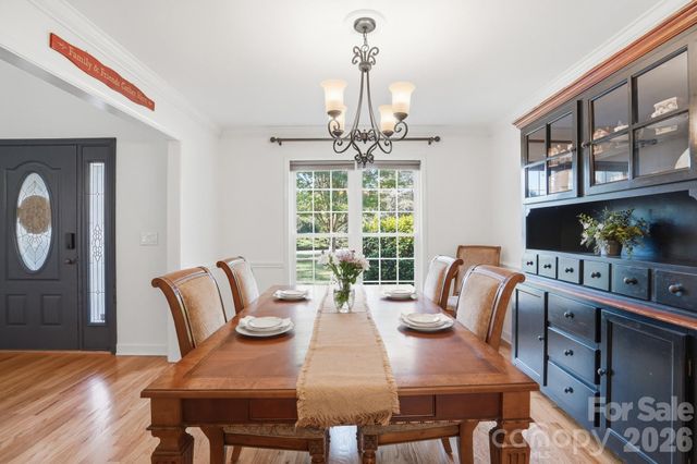 104 Ardmore Place, Mooresville, NC 28117