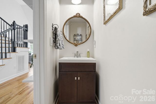 104 Ardmore Place, Mooresville, NC 28117