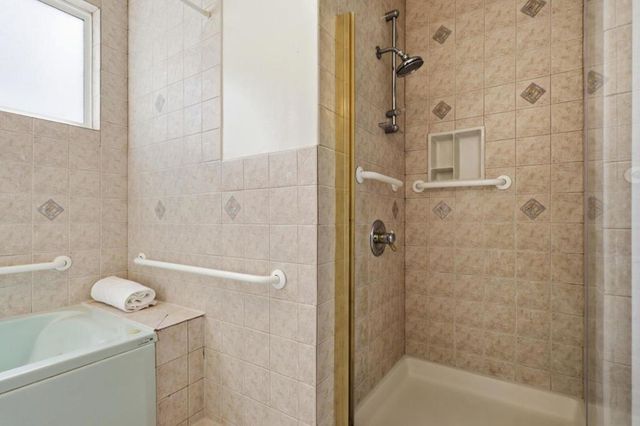 848 Wildwood Avenue, Daly City, CA 94015