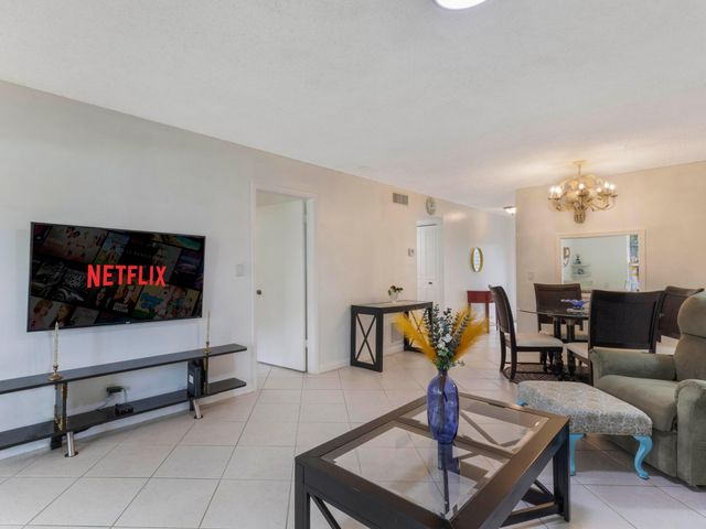 857 Worcester Lane B, Lake Worth, FL 33467
