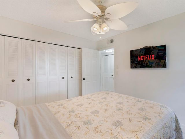 857 Worcester Lane B, Lake Worth, FL 33467