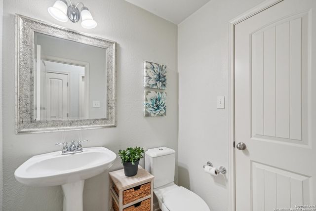 3635 Pinnacle, San Antonio, TX 78261