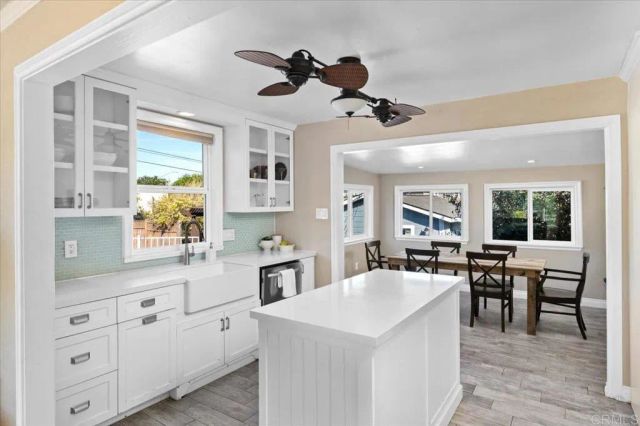 697 Ocean View Avenue, Encinitas, CA 92024