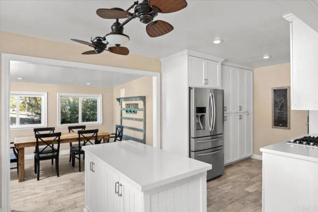 697 Ocean View Avenue, Encinitas, CA 92024