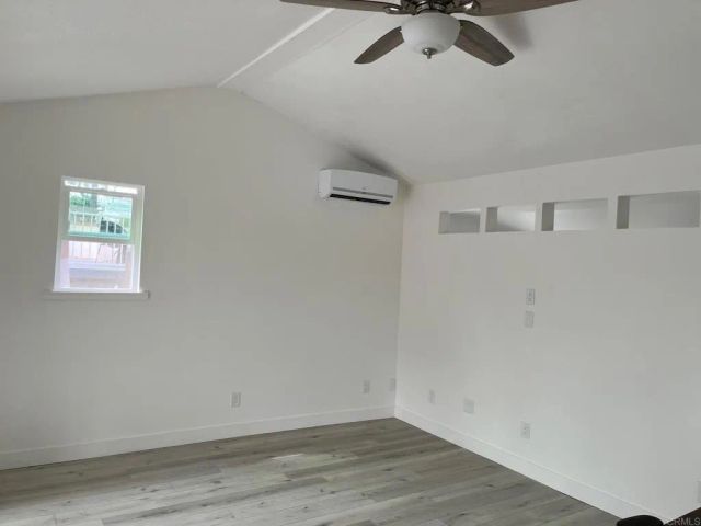 697 Ocean View Avenue, Encinitas, CA 92024