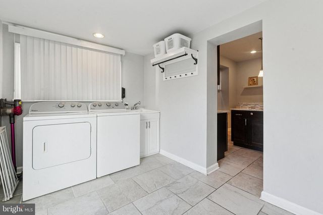 3404 HENRY AVE, Philadelphia, PA 19129