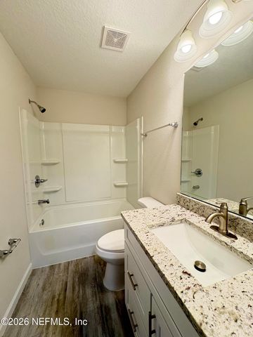 838 5TH Avenue S, Jacksonville Beach, FL 32256