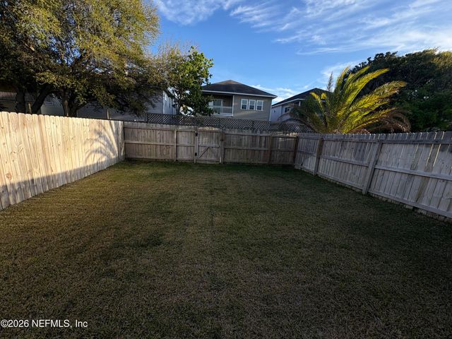 838 5TH Avenue S, Jacksonville Beach, FL 32256