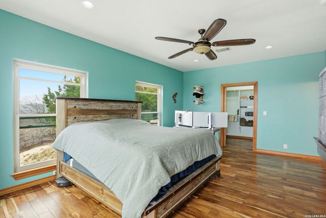 232 Doe Run, Pipe Creek, TX 78063