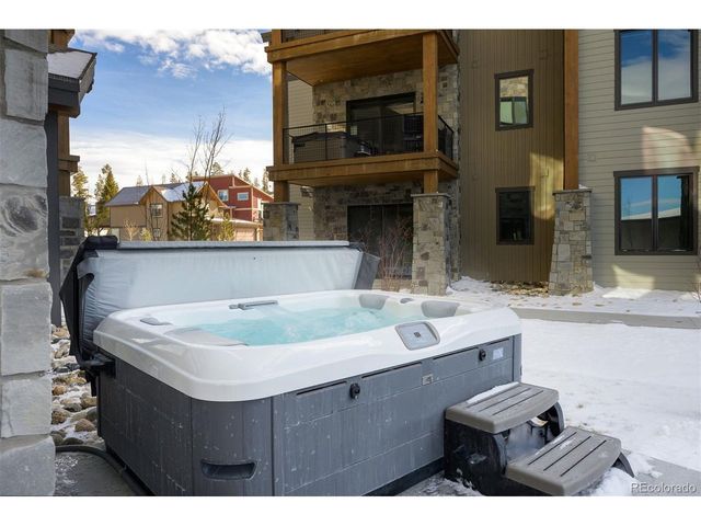 72 Meadow Creek Ln F102, Fraser, CO 80442