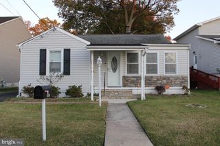 1619 HOPEWELL AVENUE, Essex, MD 21221