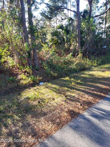 2682 Tennyson Avenue SE, Palm Bay, FL 32909