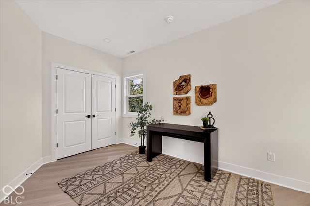 2620 Broadway Street, Indianapolis, IN 46205