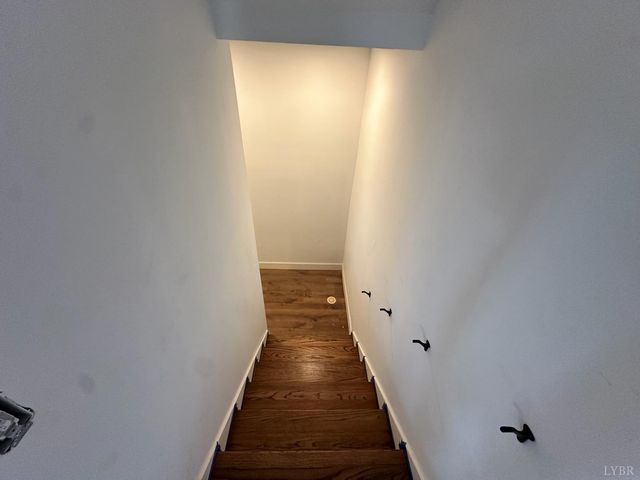 11286 Leesville Road, Evington, VA 24550