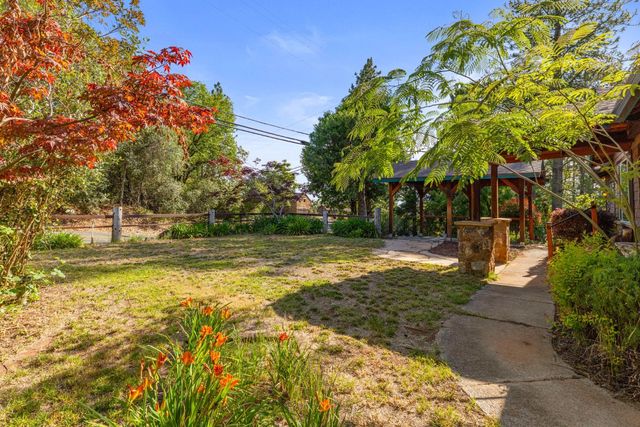 9340 Mosquito Rd, Placerville, CA 95667