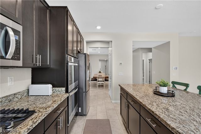 325 Breve Court, Las Vegas, NV 89145