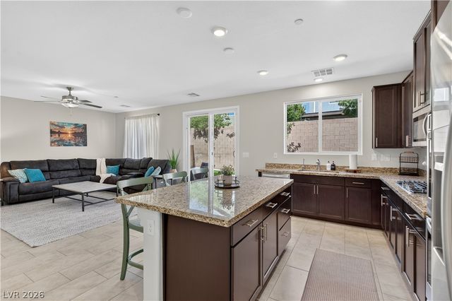 325 Breve Court, Las Vegas, NV 89145