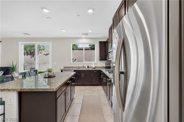 325 Breve Court, Las Vegas, NV 89145