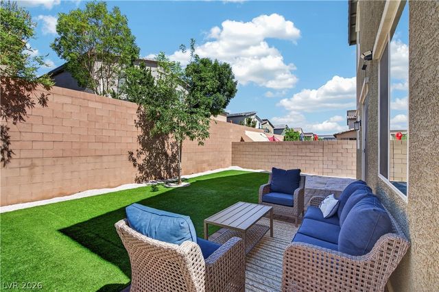 325 Breve Court, Las Vegas, NV 89145