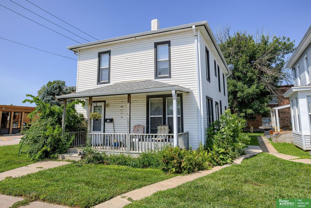 215 S 17 Street, Blair, NE 68008