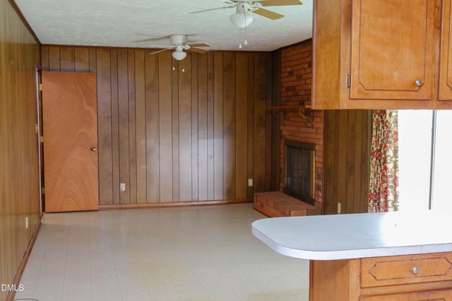 4555 River Road, Wade, NC 28395