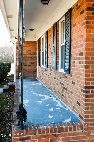 4555 River Road, Wade, NC 28395