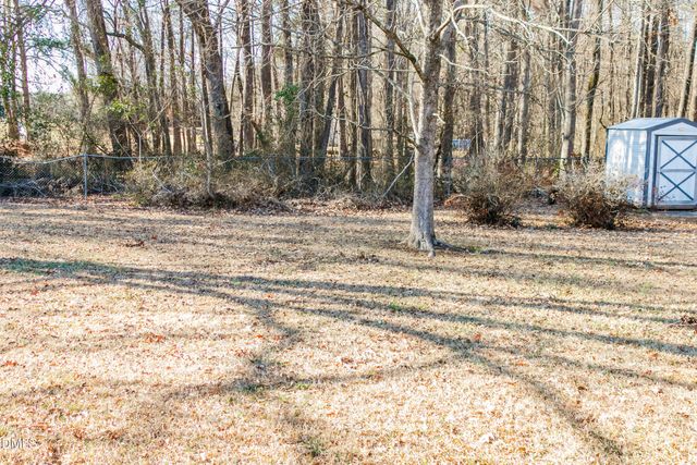 4555 River Road, Wade, NC 28395