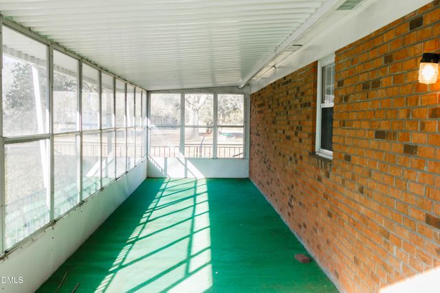 4555 River Road, Wade, NC 28395