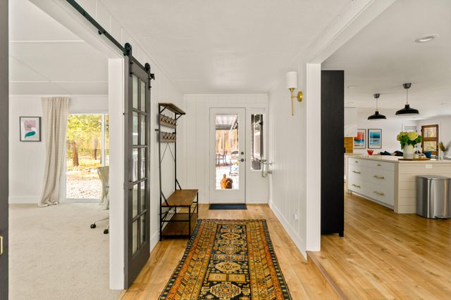 17376 Lively Lane, Bend, OR 97707