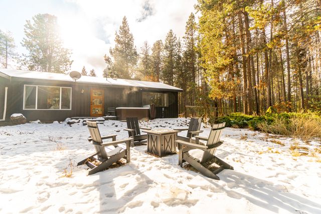 17376 Lively Lane, Bend, OR 97707