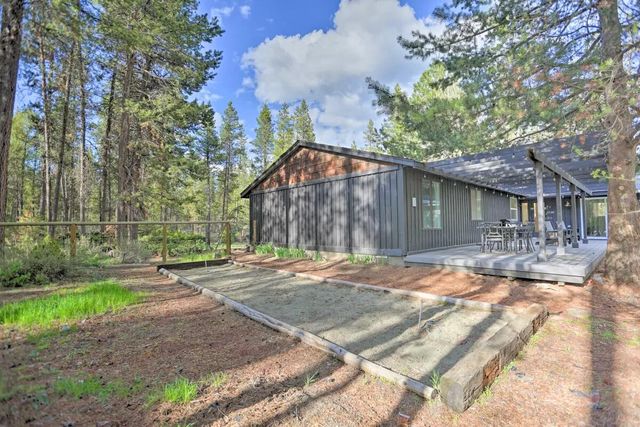 17376 Lively Lane, Bend, OR 97707