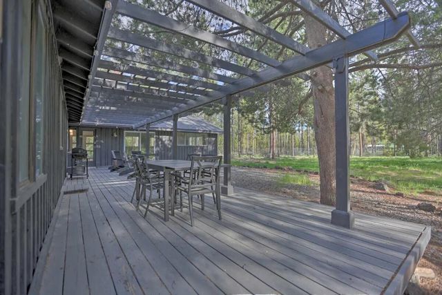 17376 Lively Lane, Bend, OR 97707